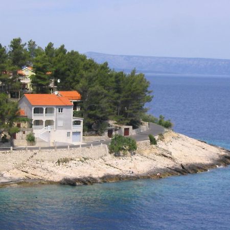 Apartments Gugic Prigradica Bagian luar foto