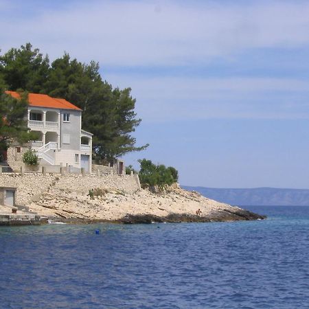 Apartments Gugic Prigradica Bagian luar foto