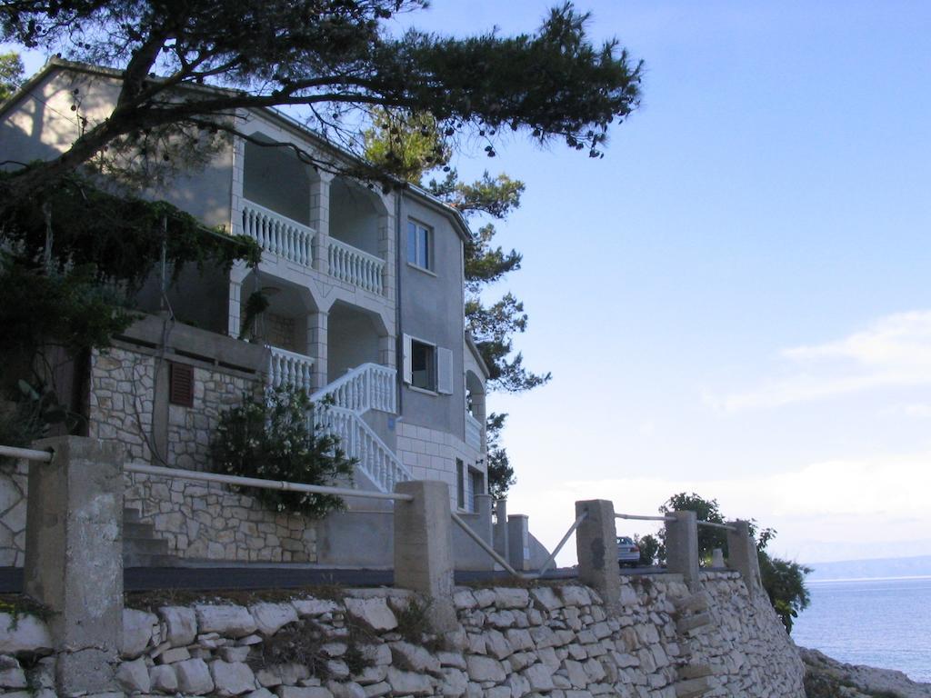 Apartments Gugic Prigradica Bagian luar foto