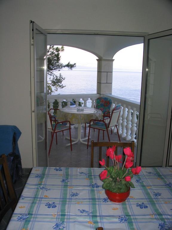 Apartments Gugic Prigradica Bagian luar foto